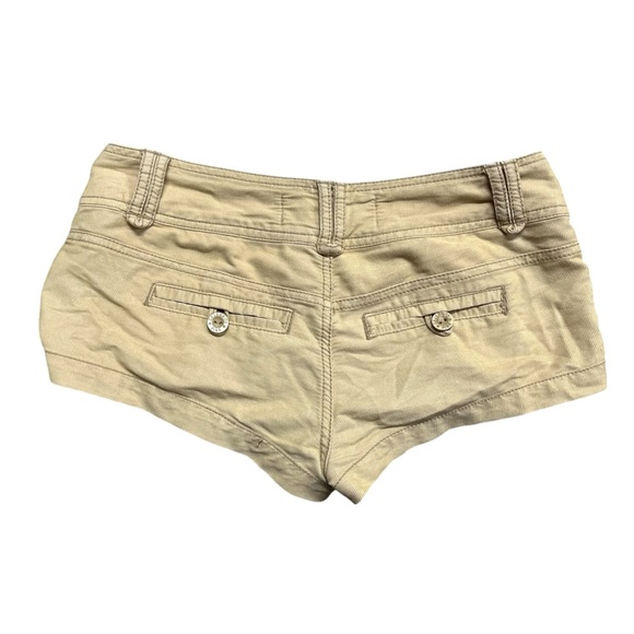 Vintage✨ | Celebrity Pink | Y2K Low Rise Beige Corduroy Mini Shorts - Picture 2 of 4